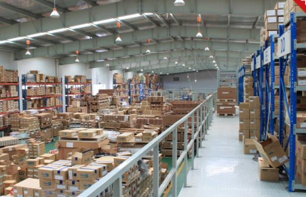 仓库出租1__百乐博blb仓储首选品牌